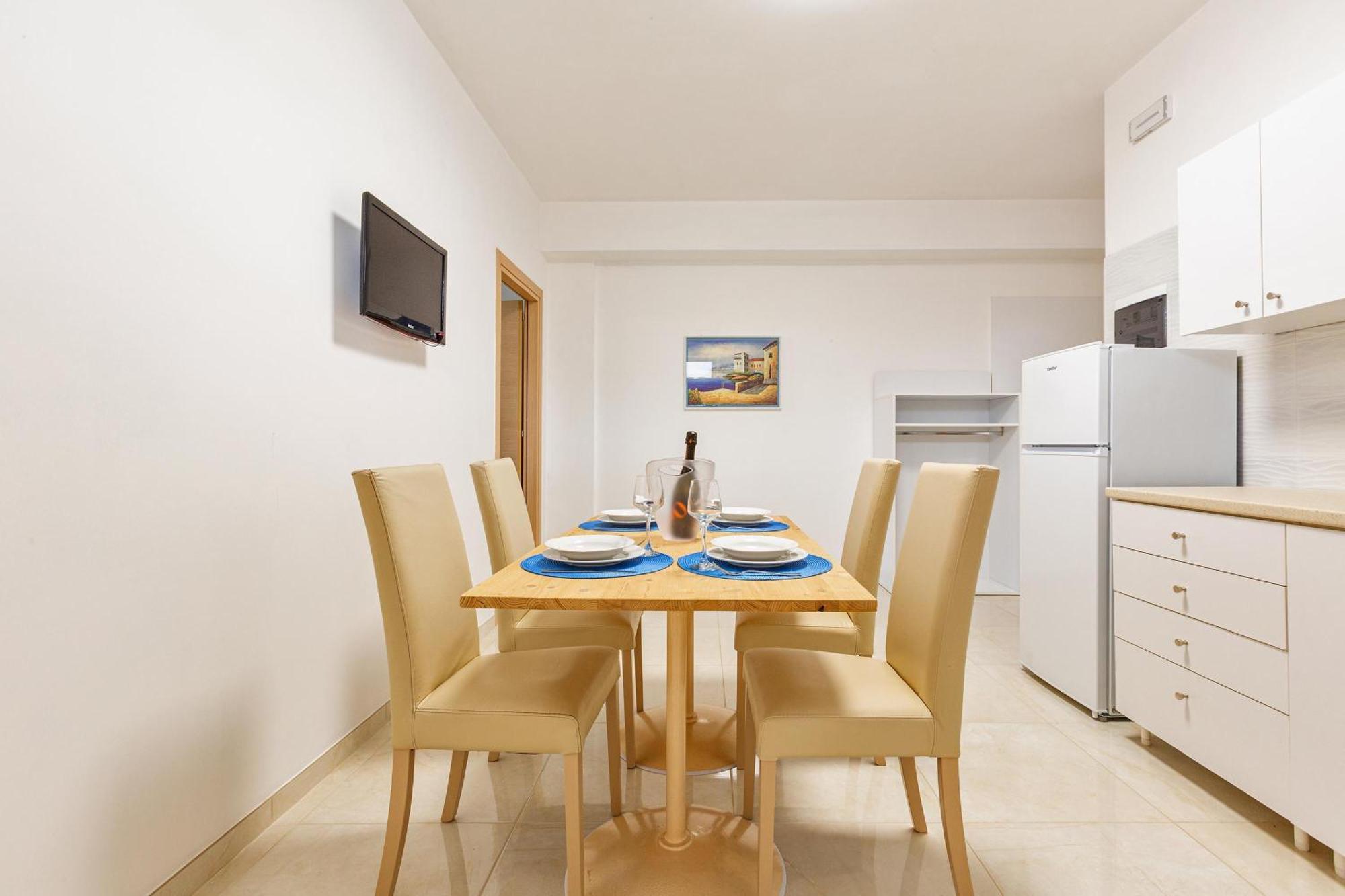 Residence Annahouse By Barbarhouse Porto Cesareo Room photo